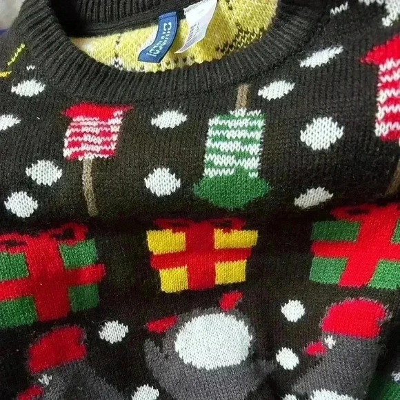 H&M Divided Ugly Christmas Sweater Unisex Large YOLO  Donut Panic, It’s Santa - Picture 1 of 2
